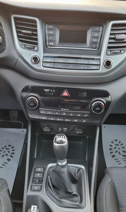 Hyundai Tucson cena 59700 przebieg: 145000, rok produkcji 2015 z Kamień Krajeński małe 211